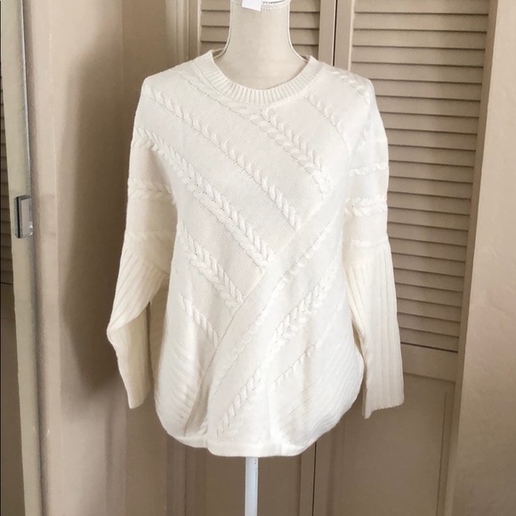 other Sweaters - While asymmetric sweater